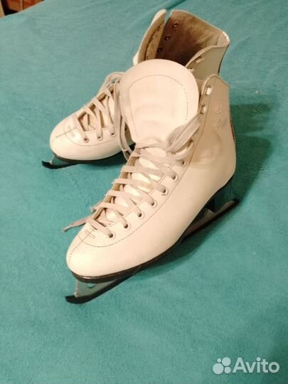 Коньки фигурные