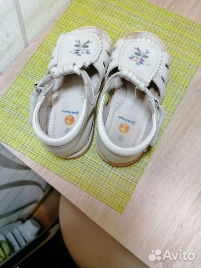 Босоножки для девочки