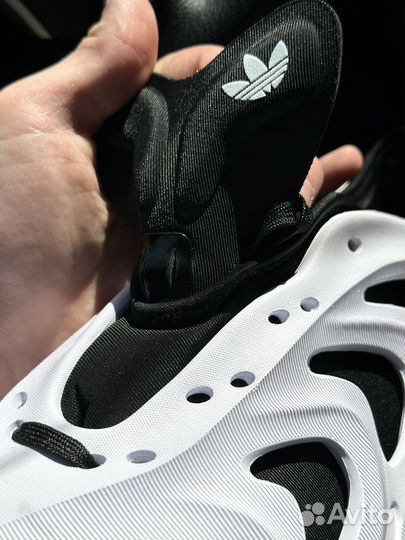 Кроссовки Adidas Adifom Q