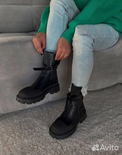 Сапоги женские