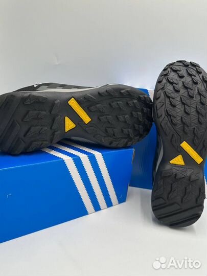 Adidas мужские кроссовки