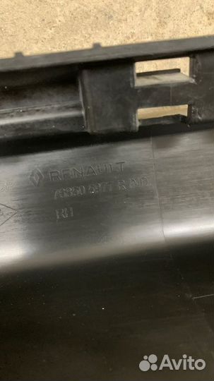 Накладка на порог наружная правая Renault Duster 2