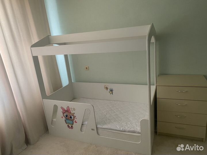 Детская кровать домик