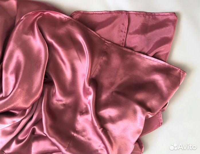 Новая простынь искусственный шелк