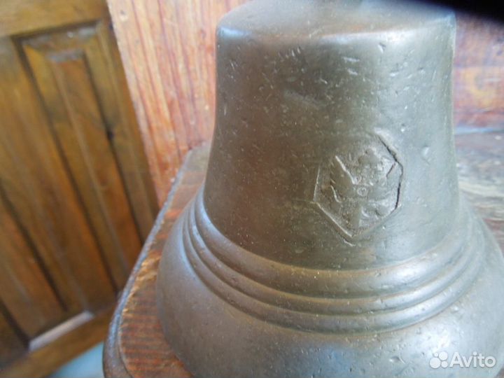 Поддужный колокольчик