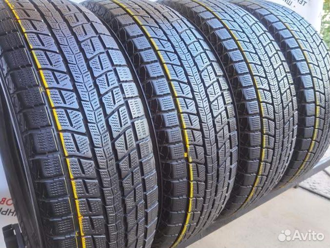 Dunlop Winter Maxx SJ8 225/65 R17 104H