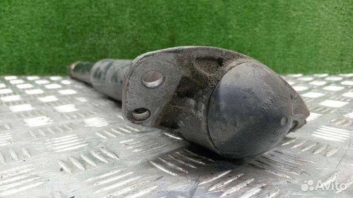 Амортизатор Volkswagen Passat Задний