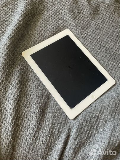 Apple iPad 2 64Gb WiFi + 3G (белый)