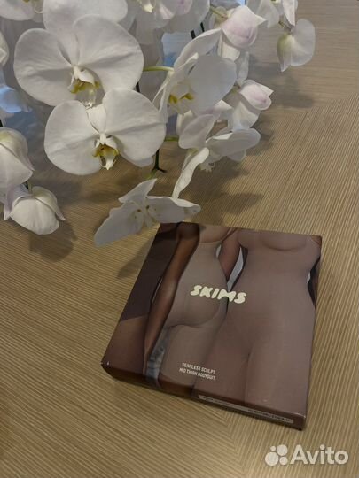 Черный комбинезон skims s size