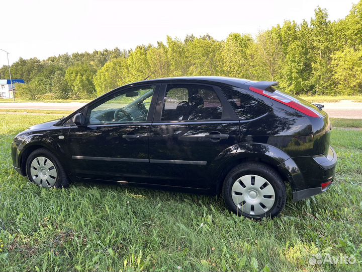 Ford Focus 1.4 МТ, 2006, 228 000 км
