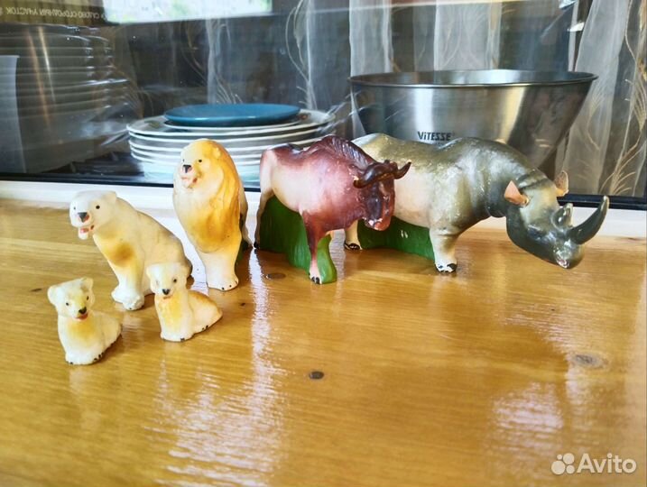 Игрушки СССР. Зоопарк + зайчик