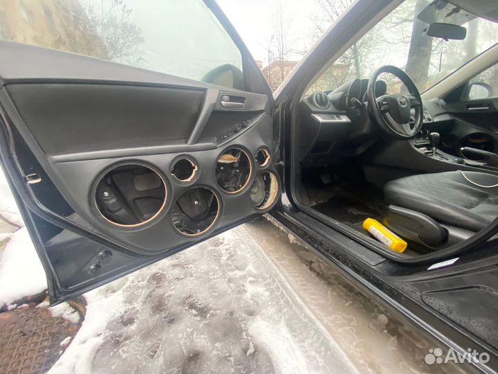 Дверные карты mazda 3 BL