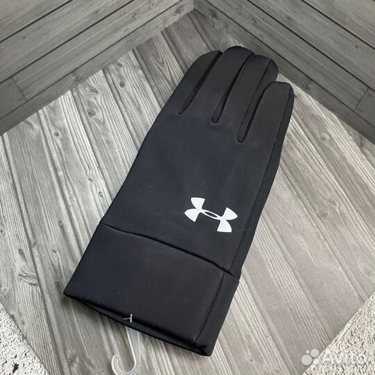 Перчатки Under Armour новые