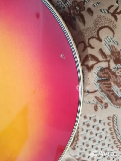 Акустическая гитара