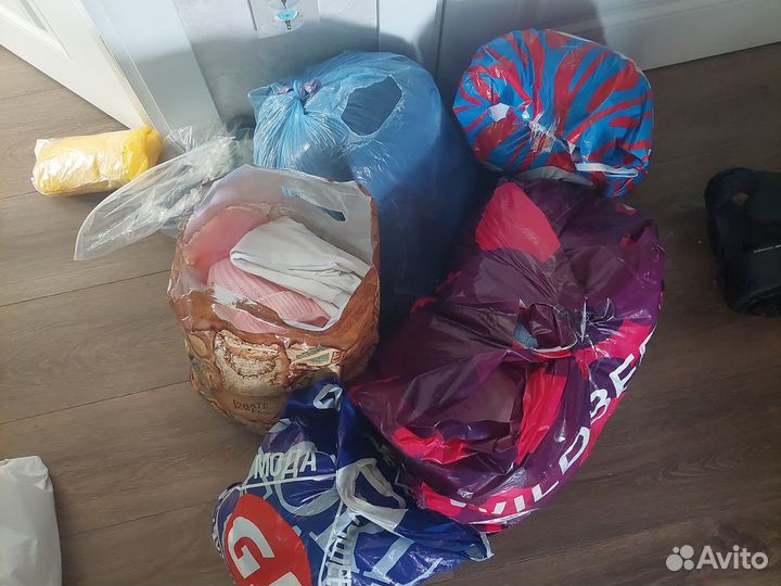 Отдам детские вещи на девочку размер 56-74