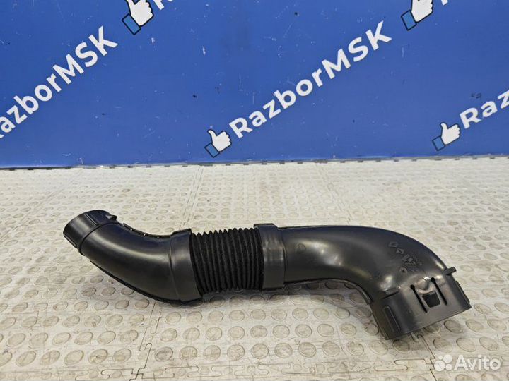 Патрубок воздушного фильтра Renault Sandero