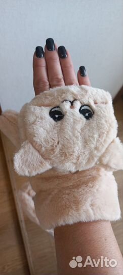 Варежки милота кому