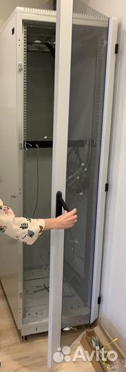 Шкаф телекоммуникационный напольный 42U (600x800)