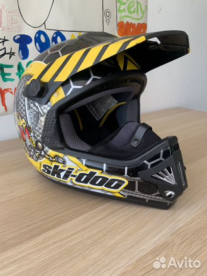 Мотоциклетный шлем