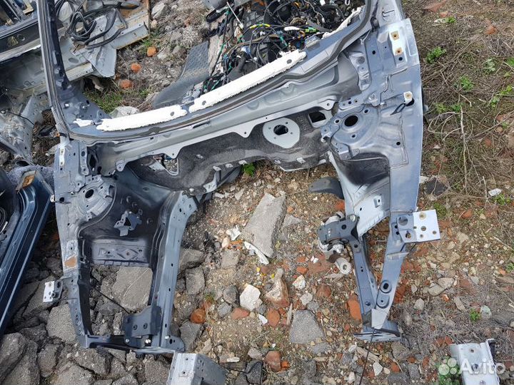 Передняя часть кузова Mazda CX-5 (KE)