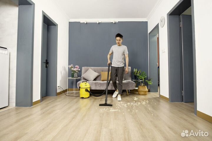 Хозяйственный пылесос Karcher WD 1 Classic