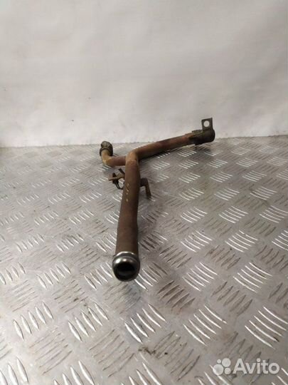 Трубка охлаждающей жидкости металлическая Nissan