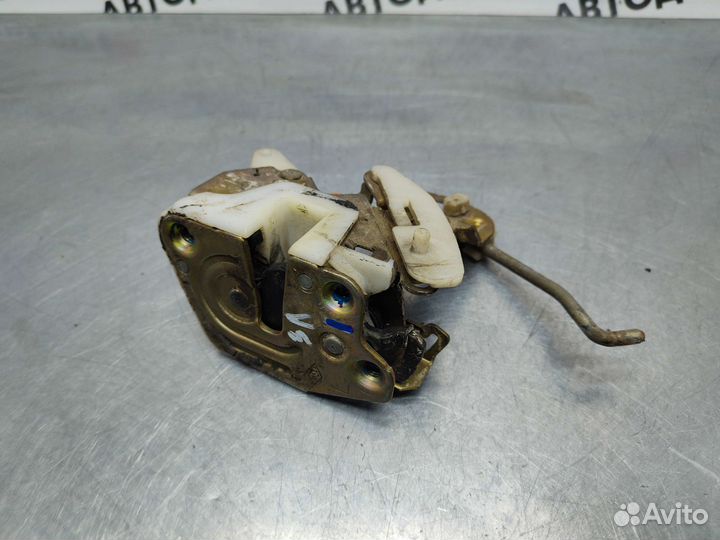 Замок двери Mitsubishi Libero CD5W 1998 г.в