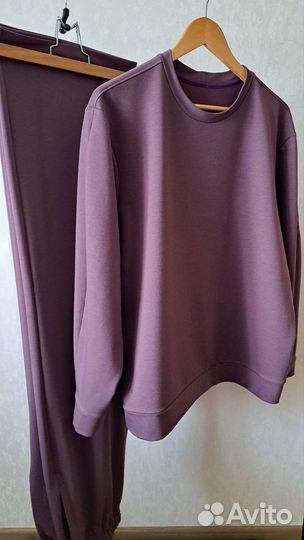 Костюм женский