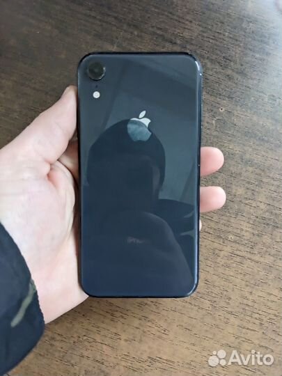 iPhone Xr, 64 ГБ