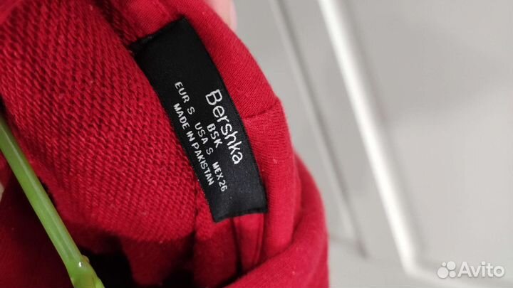 Худи Bershka S