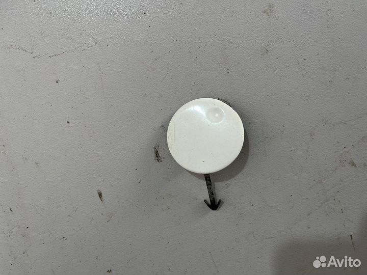 Заглушка буксировочного крюка Лада Приора