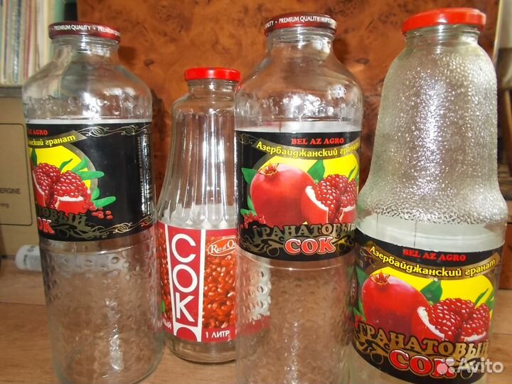 Бутылки стеклянные с завинчивающимися крышками