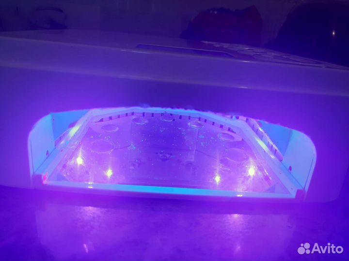 Проффесиональная LED/ уф лампа essie для маникюра