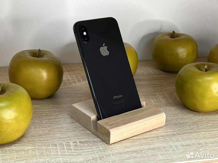 iPhone Xs, 64 ГБ