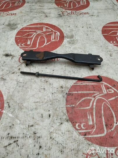 Крепление аккумулятора Infiniti Fx35 S51 VQ35HR