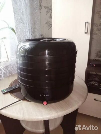 Сушилка для овощей и фруктов.Дегидратор Новая