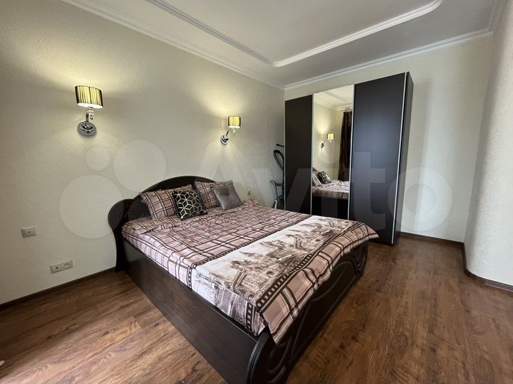 2-к. квартира, 69 м², 2/4 эт.