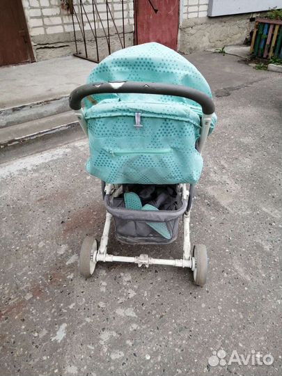 Прогулочная коляска