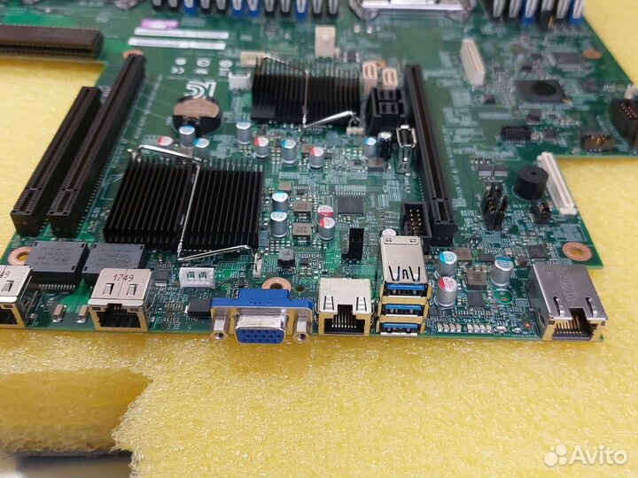 Материнская плата s2600wt