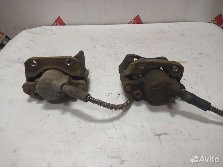 LADA largus суппорт передний левый 7701207958