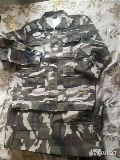 Костюм мужской новый