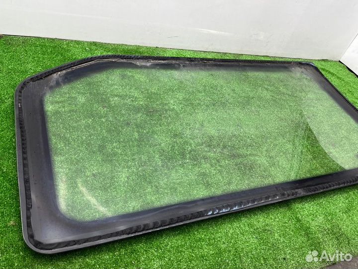 Стекло боковое заднее левое Ford Transit 8 MK8