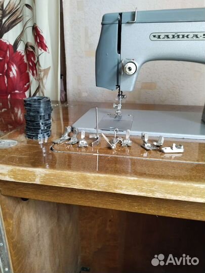 Швейная машина Чайка 2