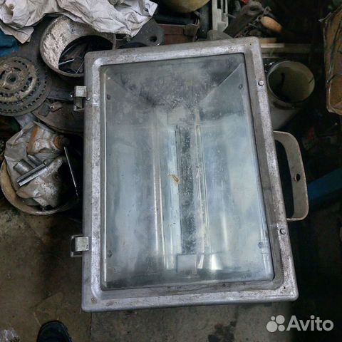 Фонарь уличный