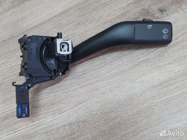 Переключатель дворников Volkswagen golf 6