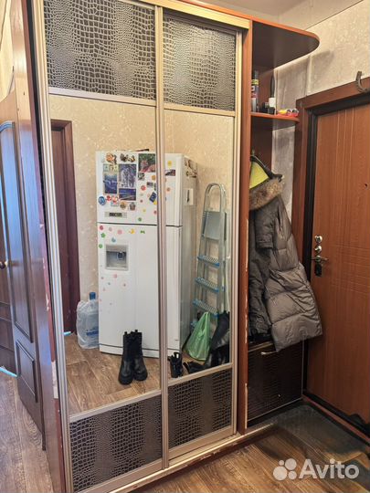 Шкаф в прихожую бу