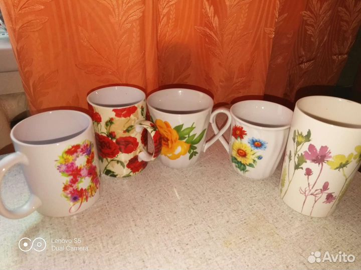 Кружки чашки бокалы