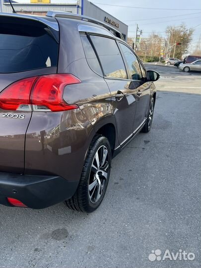 Peugeot 2008 1.2 AMT, 2014, 180 000 км