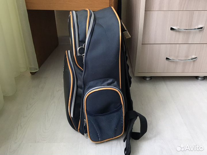 Рюкзак школьный для мальчика ортопедический
