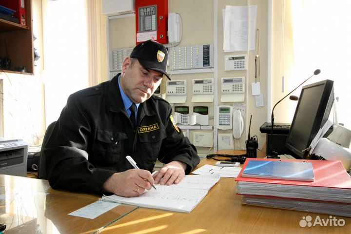 Охранник без лицензии вахта с питанием Юг
